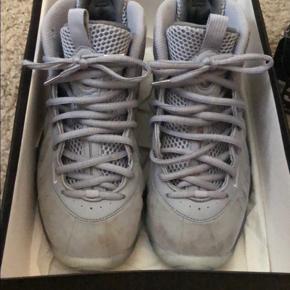 Nike little posite one